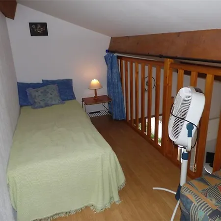 Maison Mitoyenne 3 Pièces Avec Terrasse, Jardin Clôturé Et Parking - 6 Couchages à Marseillan - Fr-1-326-484