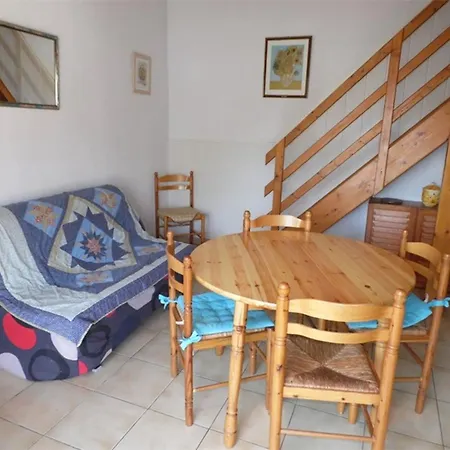 Casa de Férias Maison Mitoyenne 3 Pièces Avec Terrasse, Jardin Clôturé Et Parking - 6 Couchages à Marseillan - Fr-1-326-484 *