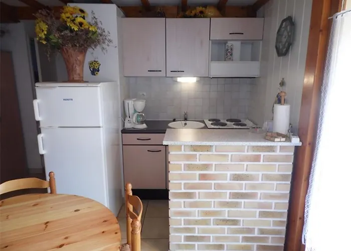 Maison Mitoyenne 3 Pièces Avec Terrasse, Jardin Clôturé Et Parking - 6 Couchages à Marseillan - Fr-1-326-484 Casa de Férias *